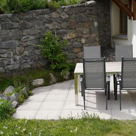 Crusch 32 Apartment Samedan Bagian luar foto