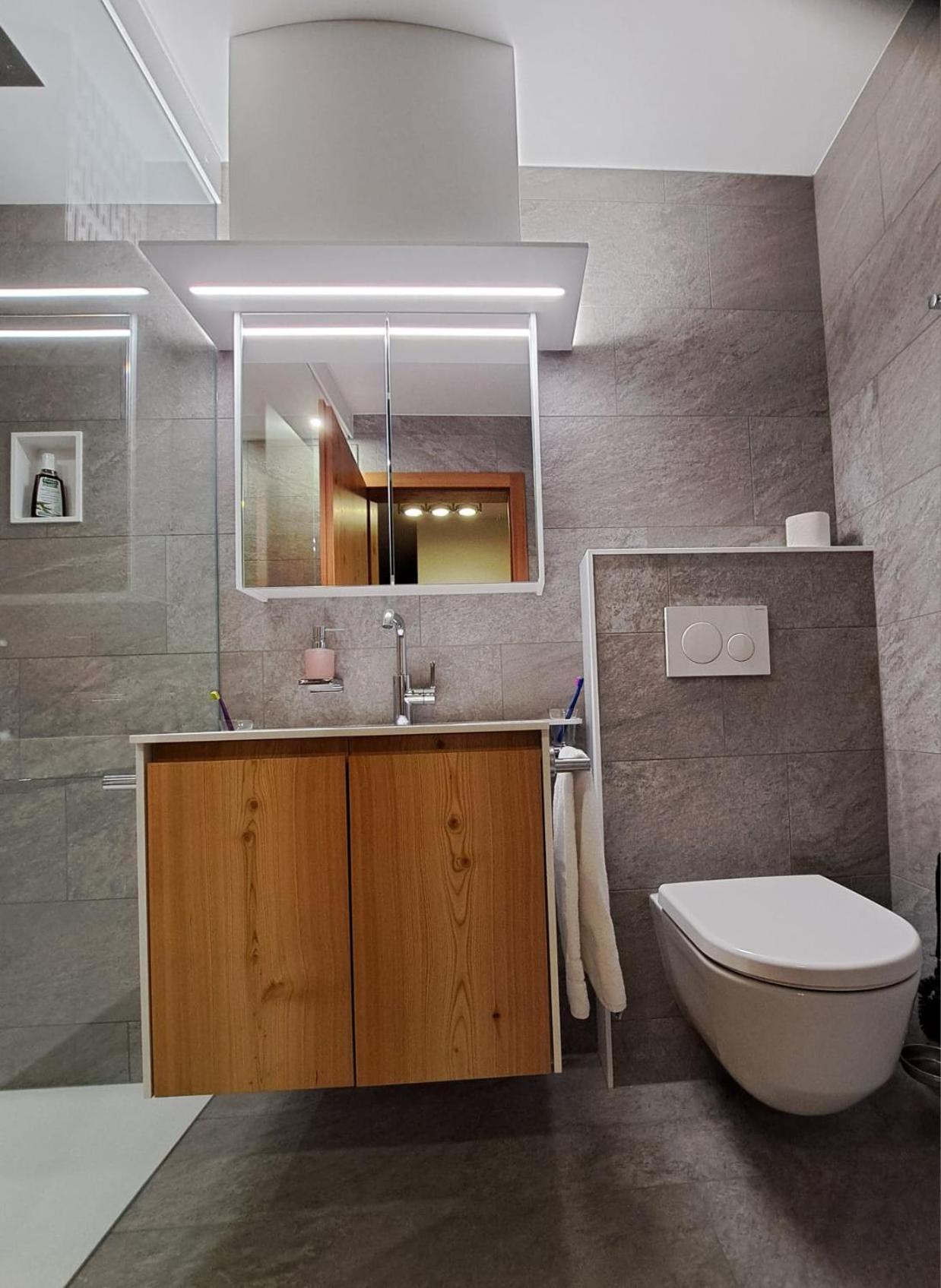 Crusch 32 Apartment Samedan Bagian luar foto